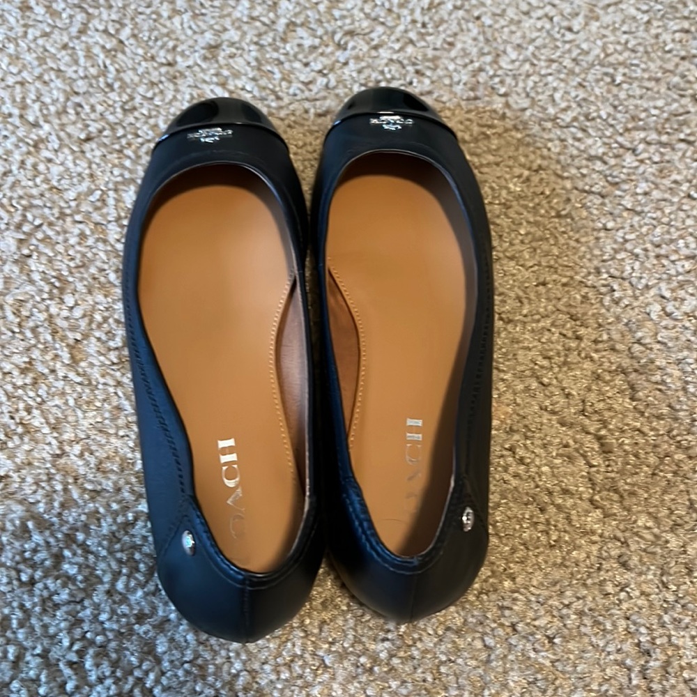 Coach flats